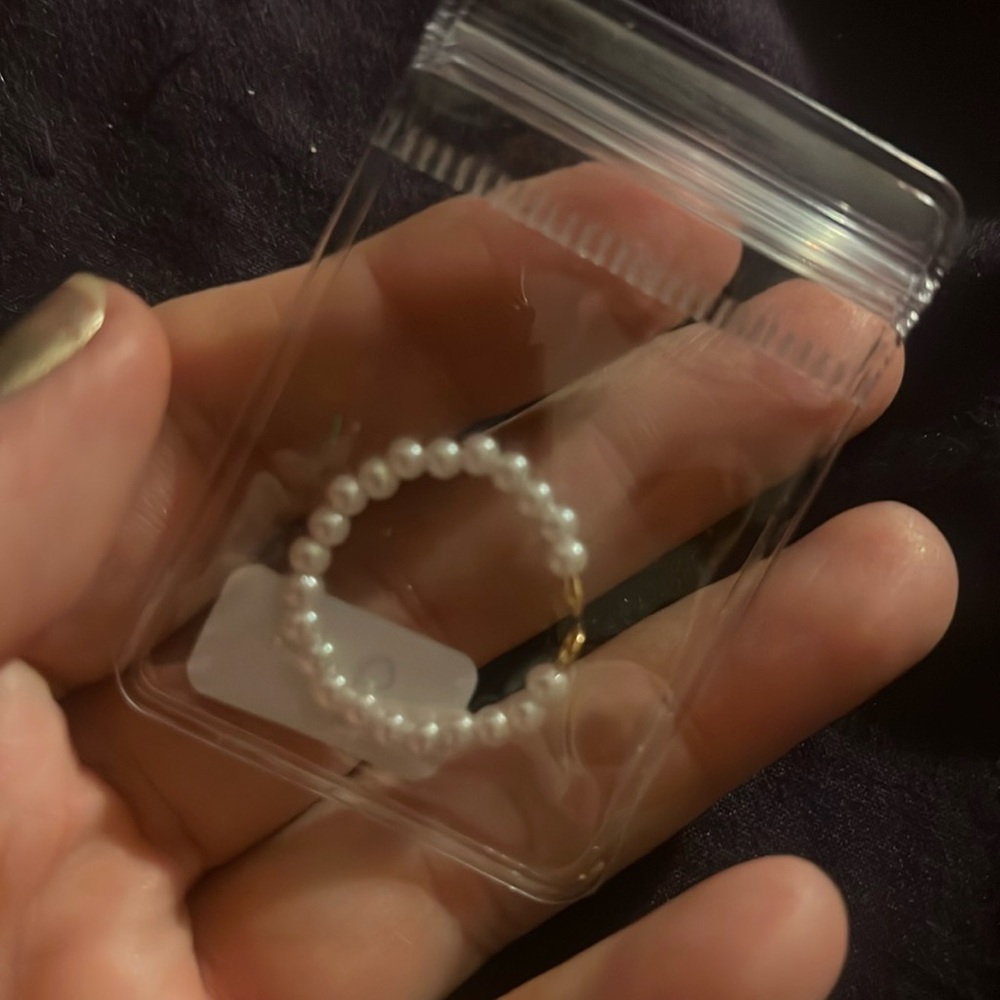 Women ring size 9